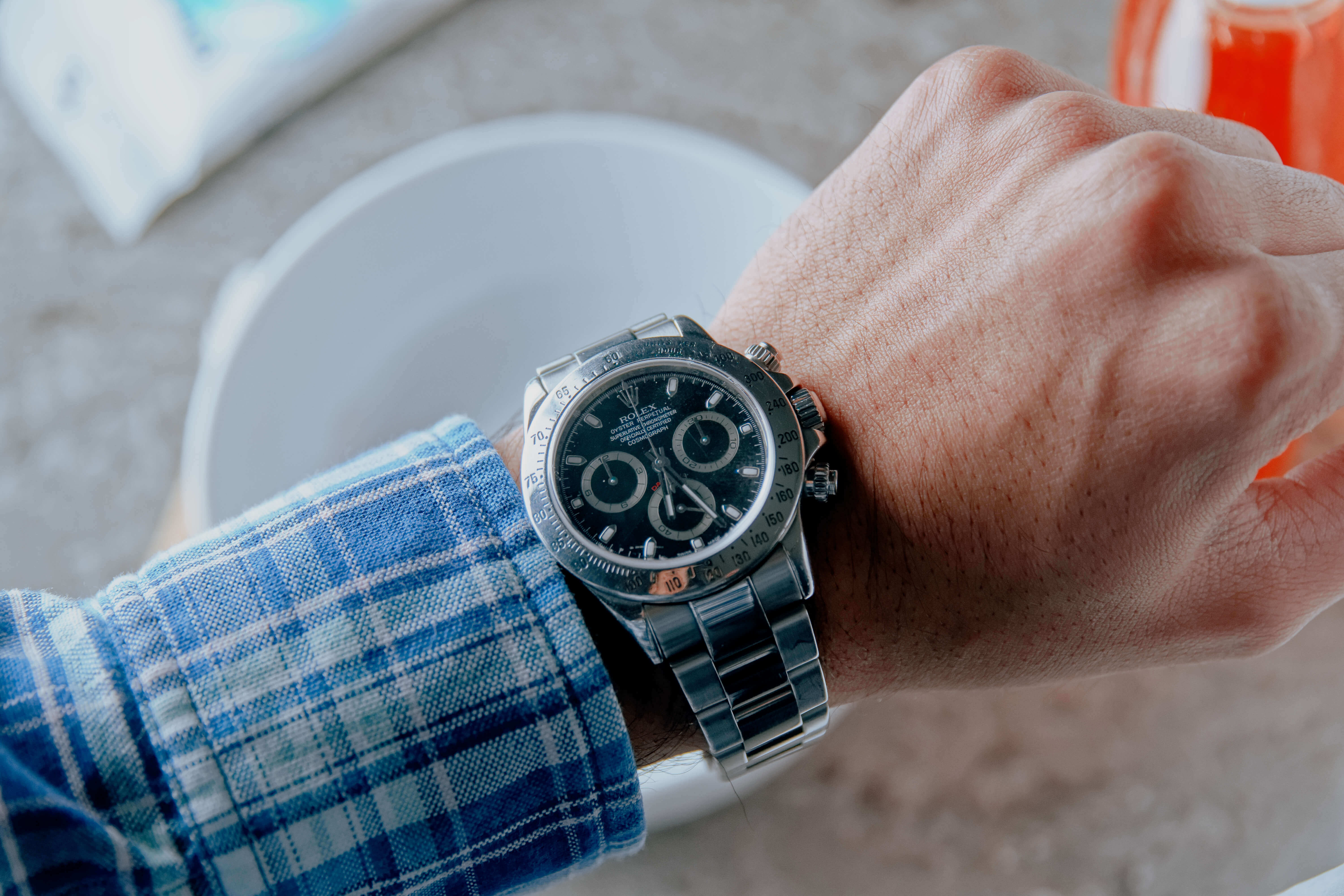 Clean Your Watch Regularly To Avoid It Getting Ruined!