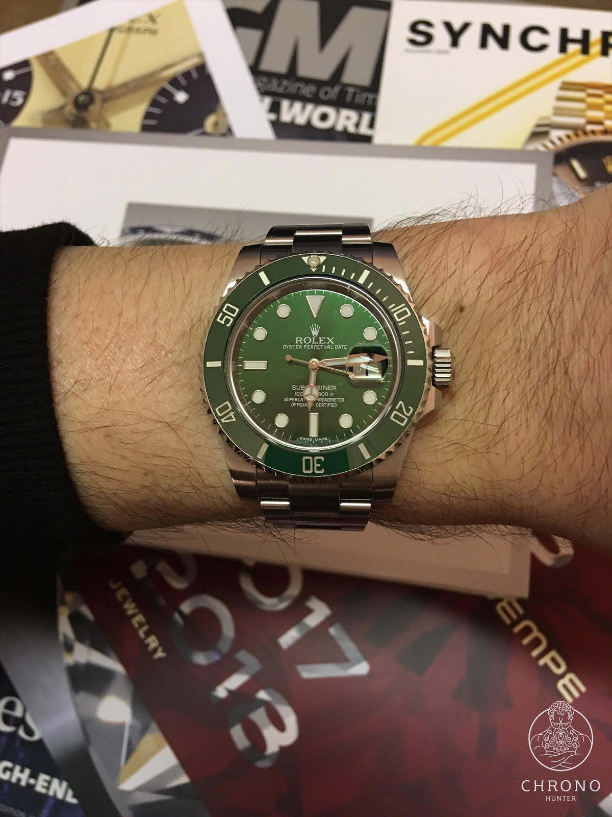 Rolex Submariner Hulk Green Dial Bezel Men's Watch 116610LV Unworn